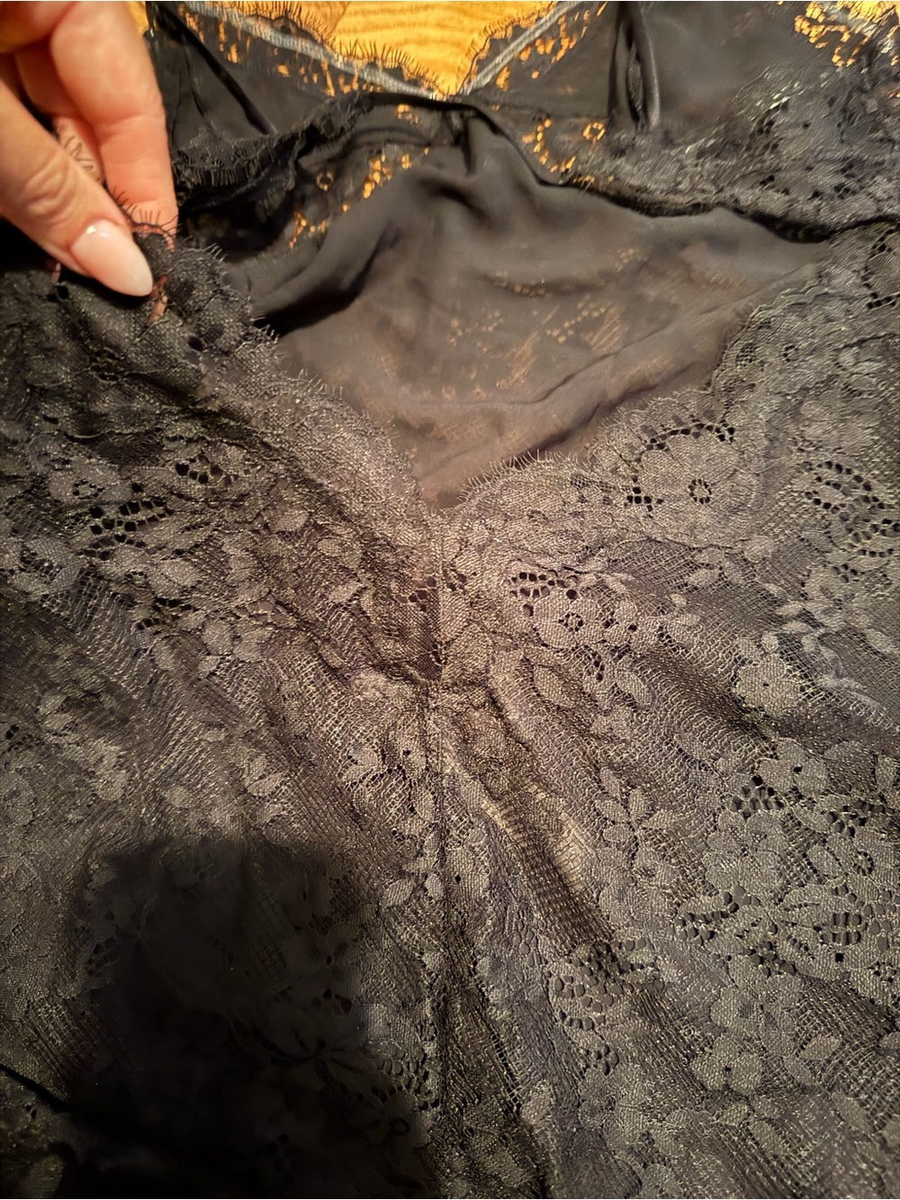 Victoria's Secret Black Lace Slip Chemise Medium with Adjustable Straps NWT - Picture 3 of 8